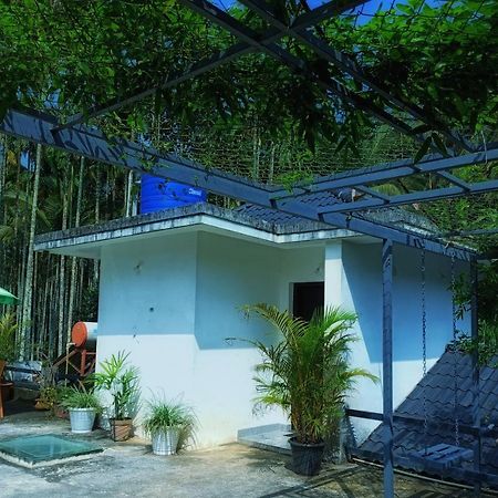 Vintage Garden Resort Sultan Bathery Exterior foto