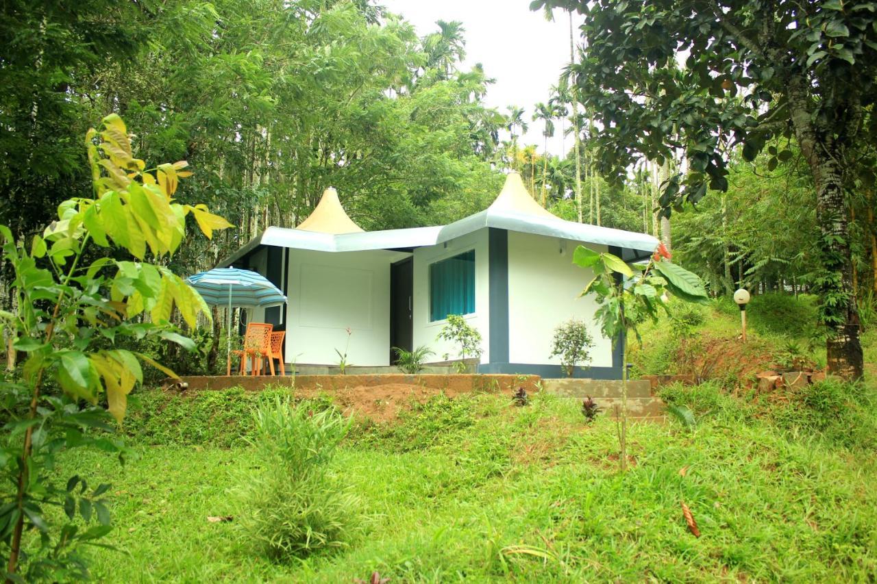 Vintage Garden Resort Sultan Bathery Exterior foto